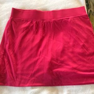 PGA Tour golf skirt. Like new.
